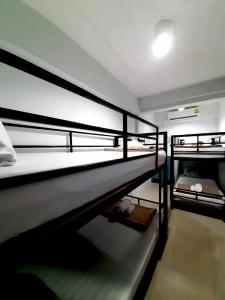 BB House Budget & Boutique - 20