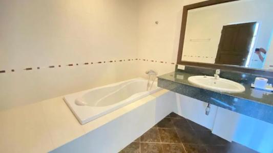 Sukcheewa Residence Phuket - 8