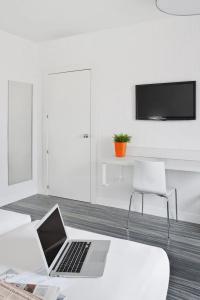 Ibis Styles Madrid Prado - 8