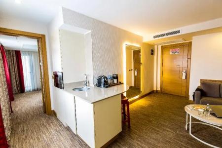 Kuhla Suite - 17