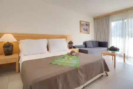Ariadne Beach - 2