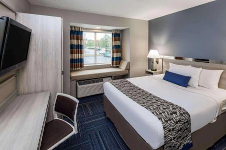 Microtel Inn & Suites - - 20