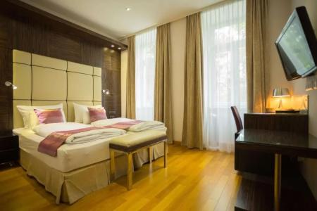 Best Western Plus Arcadia - 42