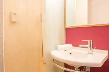b&b hôTel Hyeres - 7