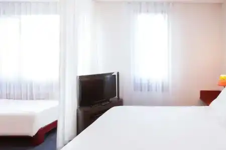 Novotel Suites Nancy Centre - 240
