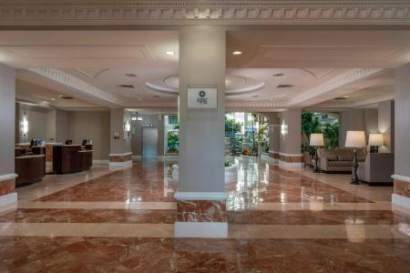 Sheraton Suites Fort Lauderdale at Cypress Creek - 15