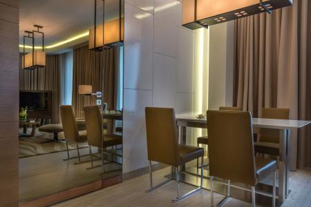 Towers Rotana - Dubai - 11