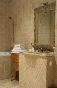 Boutique Spa Casino Lybid Plaza - 45