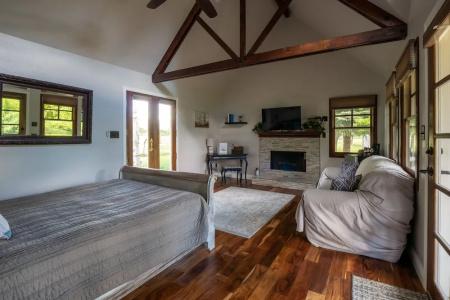 Apple Orchard Inn & Cottages - 56