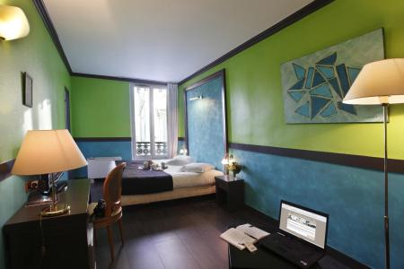Adonis Marseille Vieux Port – Hôtel du Palais - 5