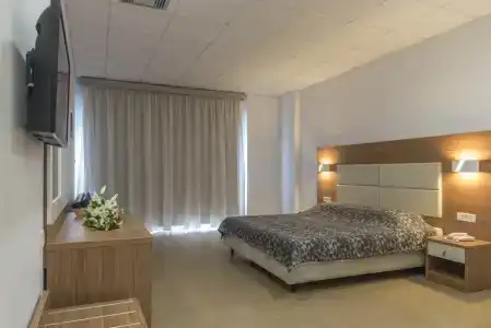 Royal Bay - 7