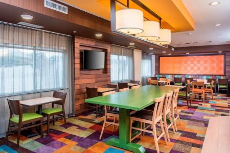 Fairfield Inn & Suites - 5