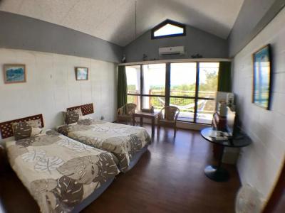 Surfside Bed & Breakfast - 4