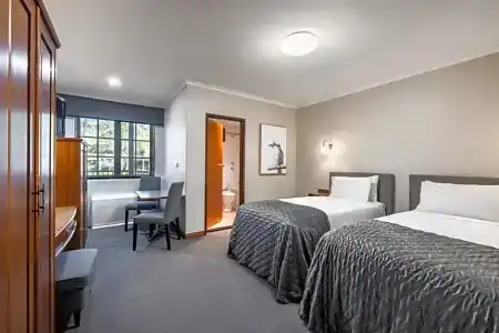 Adelaide Inn - 28