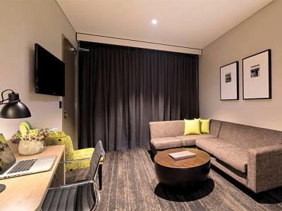 Glen and Suites - 29