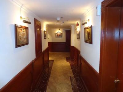 Bahrain Carlton - 12