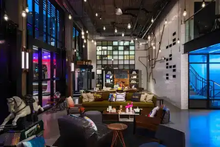 Moxy Washington DC Downtown - 17