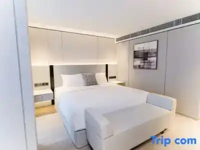 The Bauhinia - Central - 61