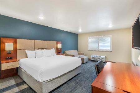 Best Western Plus Clocktower Inn - 124