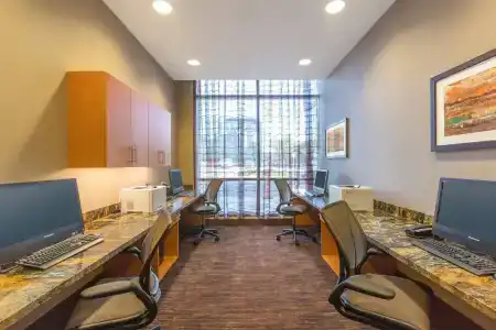 Hampton Inn Houston Downtown - 4