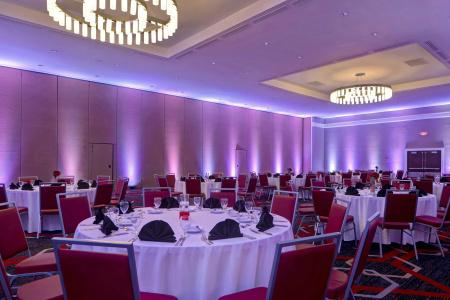Four Points by Sheraton - 20