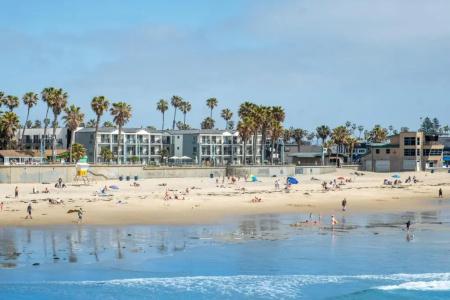 Ocean Park Inn - 82
