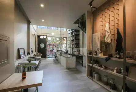 Sugar Ohana Poshtel - 18