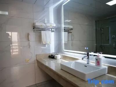 Nanjing Grand - 117