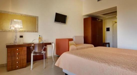 Grand Sofia - 32