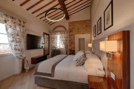 Donati Luxury Tower Suites - 181
