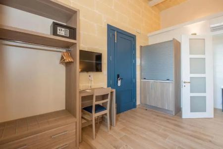 Georges Boutique Living - 29