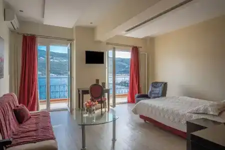 Samos City - 186