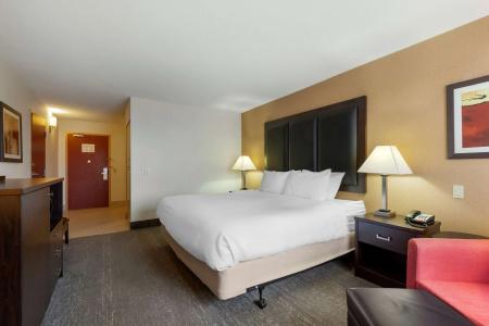 Best Western Plus Inn & Suites - 50