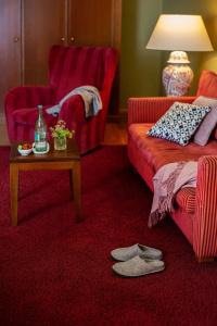 Louisa's Place - 142