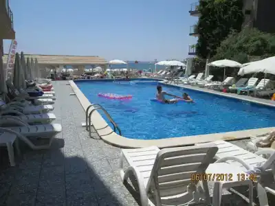 Sunny Bay - 2