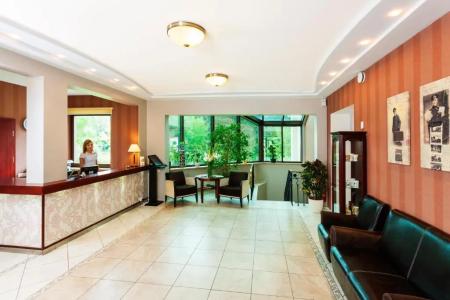 Park Villa - 0