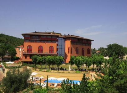 Grand Admiral Palace - 19