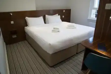 Chelsea Guest House - 72