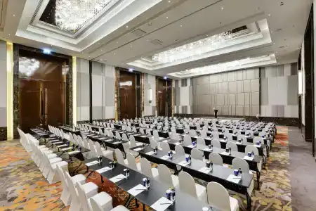 Radisson Blu Plaza Bangkok - Sha Extra Plus Certified - 16