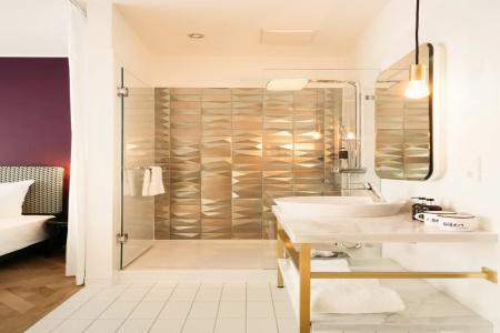 Schani Salon - 10