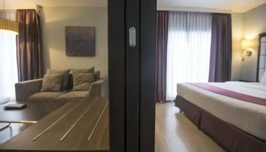 Sukhumvit Suites - 101