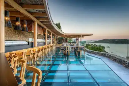 Royal Marmin Bay Boutique & Art - 17