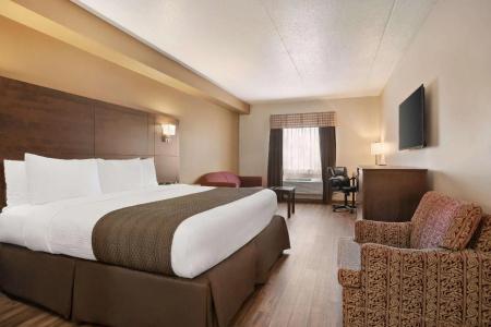 Days Inn by Wyndham - 25