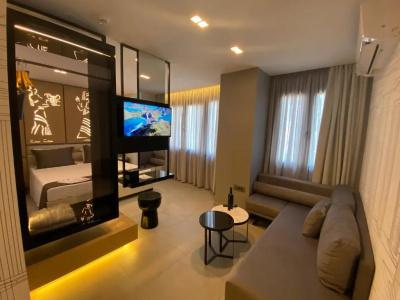Lavris City Suites - 84