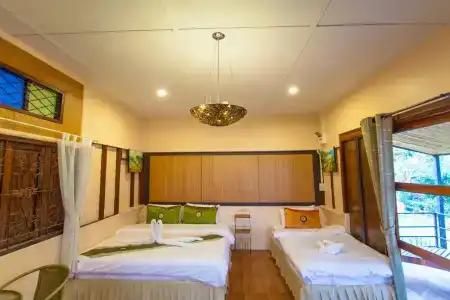Dusit Talai - 1