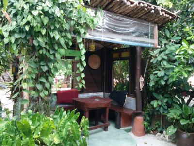 Dolphin Bungalows - 6