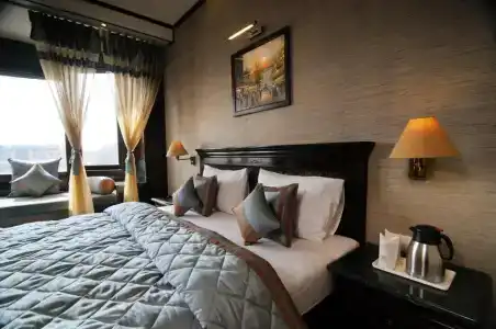 Diplomat Residency - 24