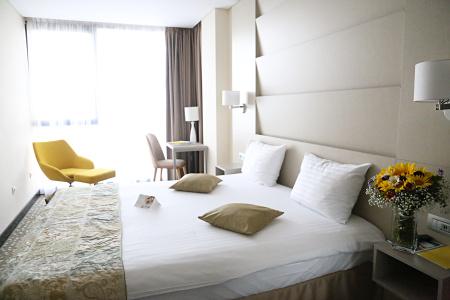 Golden Tulip Victoria Bucharest - 4