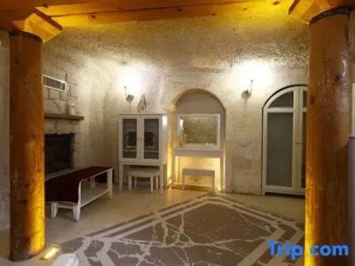 Anatelein Boutique Cave - 83