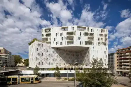 Golden Tulip Montpellier Centre St Roch - 0
